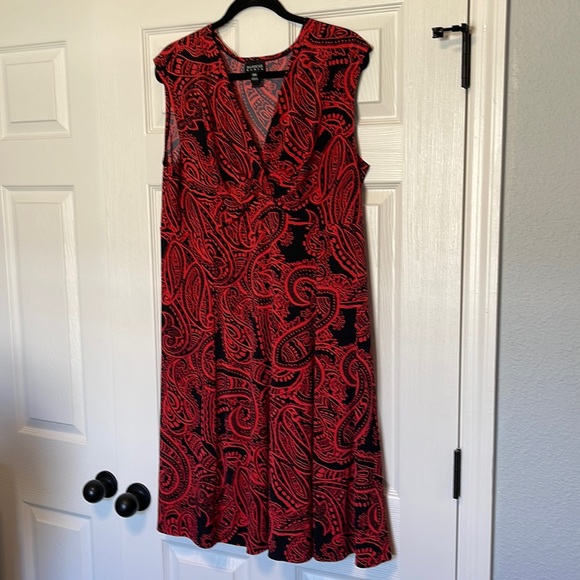 A Line Dress - Picture 2 of 3
